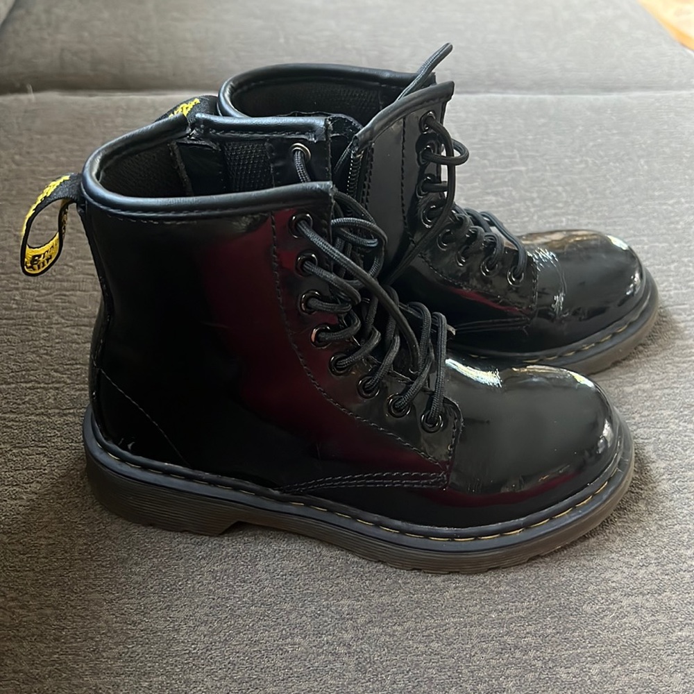 Dr Martens, us size 12.5 boots worn once.